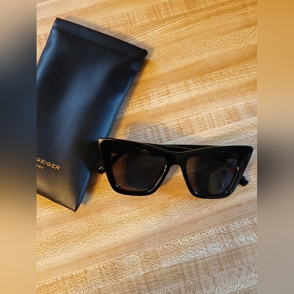 Kurt Geiger Black Cat-Eye Sunglasses - Picture 6 of 8